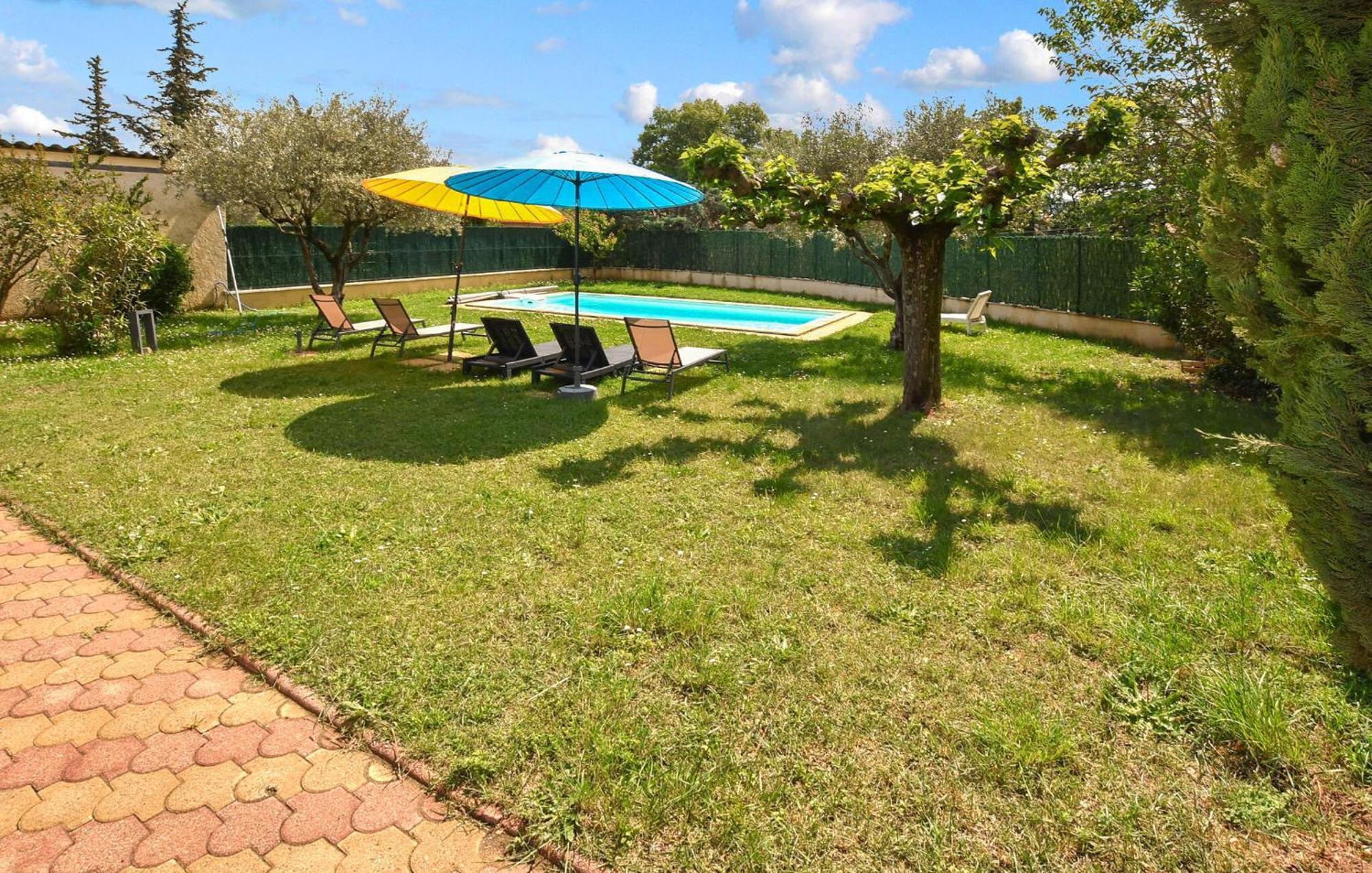 Beautiful Home In Vaison-La-Romaine Exterior photo